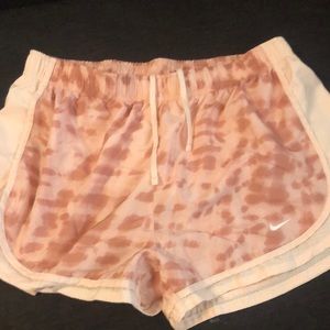 women’s Nike dry fit shorts XL